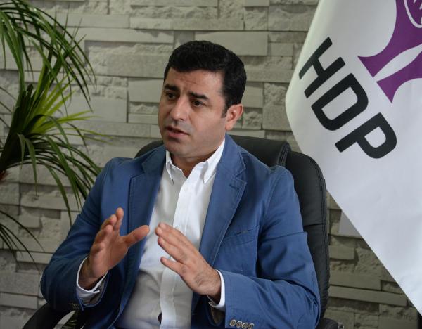 Demirtaş: HDP olarak PKK'ya silah bıraktıramayız