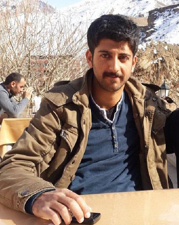 Devrilen iş makinesinin altında kalan operatör öldü