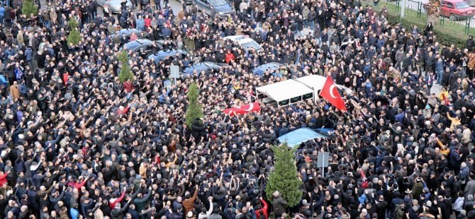Ozan Arif toprağa verildi