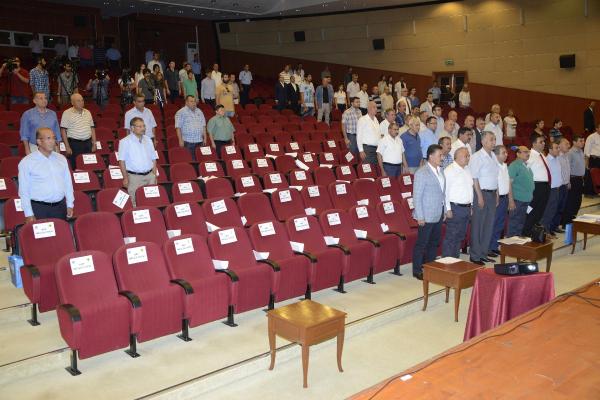 Ak Parti, CHP ve HDP'li meclis üyeleri toplantıya katılmadı