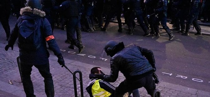 Fransa'da 25 kişi gözünü kaybetti