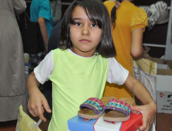 Adıyaman'da 500 yetim ve öksüze bayramlık