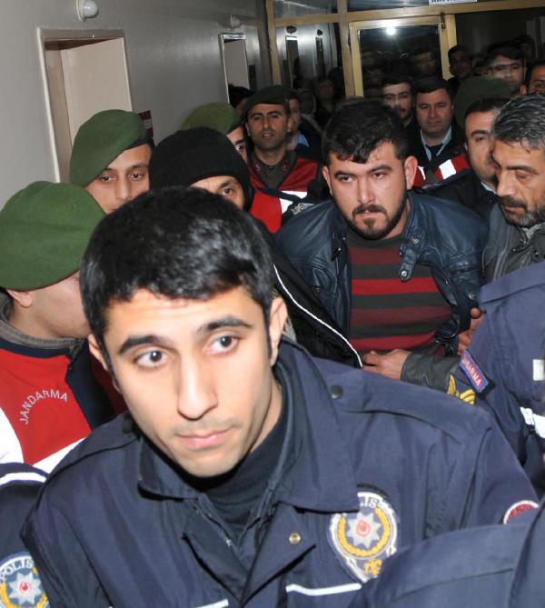 Özgecan'ın katil zanlılarından Fatih Gökçe, cinsel saldırı suçundan da yargılanacak