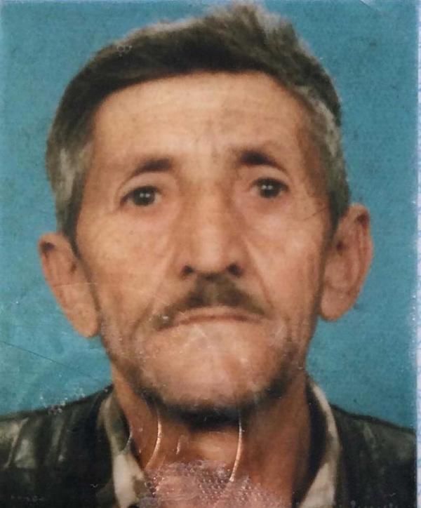 Belediye binasının duvarı çöktü, enkaz altında kalan yaya öldü