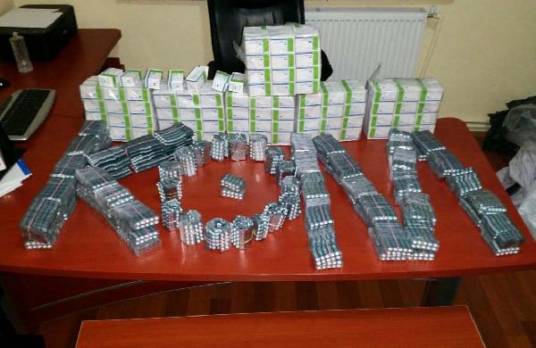 Sivas'ta 45 bin 500 uyuşturucu hap ele geçirildi