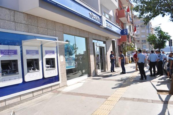 İzmir'de banka soygunu (2)