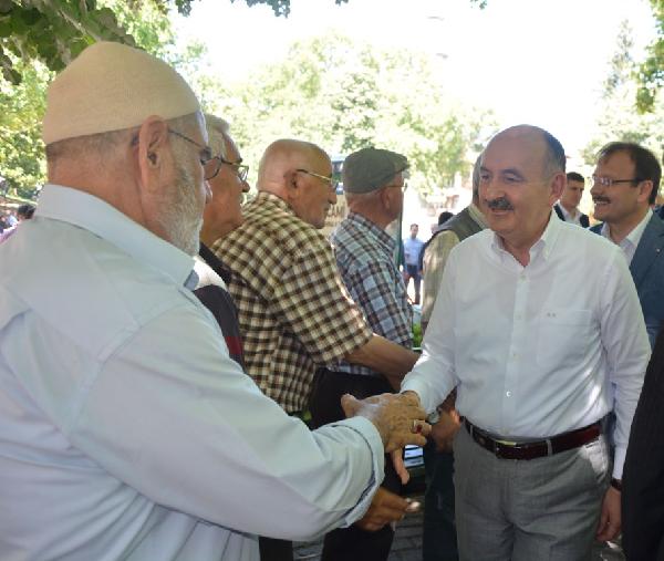 Sigara sohbetinden Müezzinoğlu galip çıktı