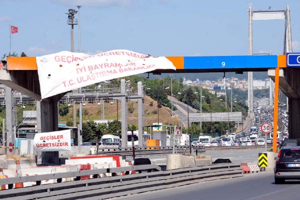 İstanbul'da öğleden sonra trafik yoğunluğu