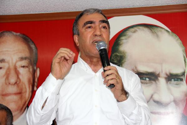 MHP Genel Başkan Yardımcısı Öztürk: 'Çözüm süreci uğruna o katilden bir sayın çıkardın'