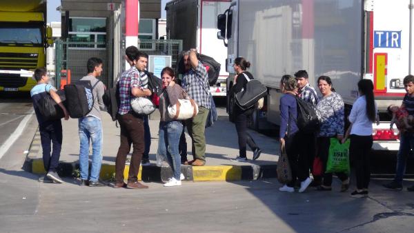 Suriyeliler Kapıkule’ye dayandı