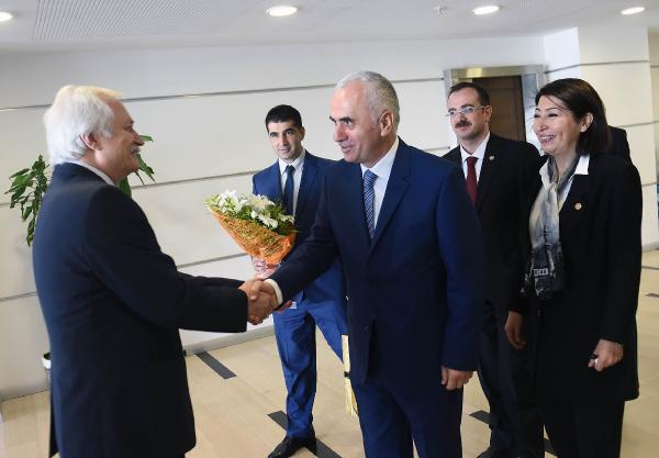 Ak Parti  ve DSP'den CHP'ye bayram ziyareti