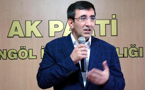 Bakan Yılmaz: Hem silah, hem siyaset olmaz