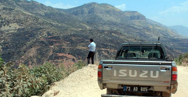 Cudi Dağı'ndaki yangın devam ediyor (2)