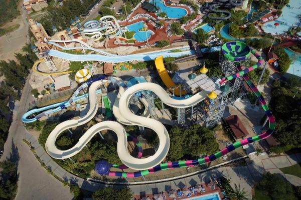 Selçuk'taki Aqua Fantasy, 'Sıradışı Su Parkları' programında tanıtılacak
