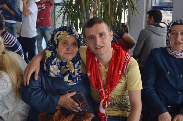 İnegöl’e dağıtım iznine gelen asker motosiklet kazasında öldü