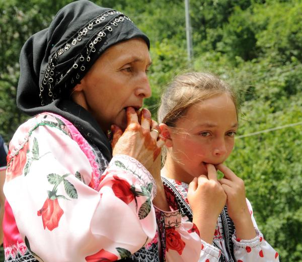 Kuşdiliyle haberleştiler