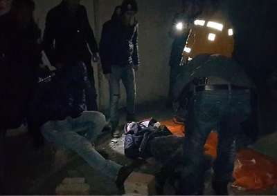 Oğlunu baygın halde bulan kadın sinir krizi geçirdi