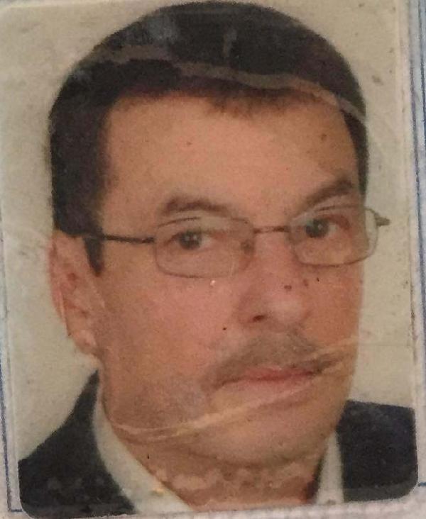 Evinde intihar etti