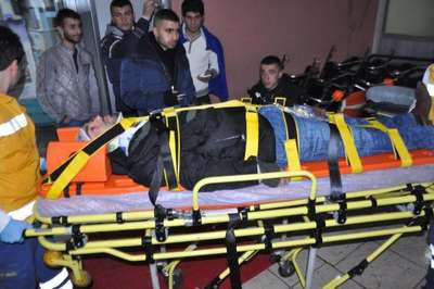 Adıyaman'da otomobiller çarpıştı: 4 yaralı