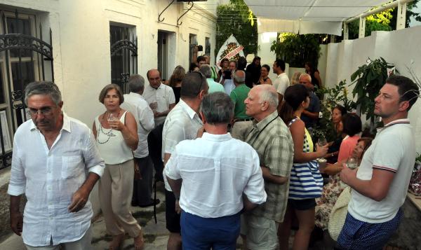 Mandalina bahçeli 100 yıllık ev, mimarlık kütüphanesi oldu