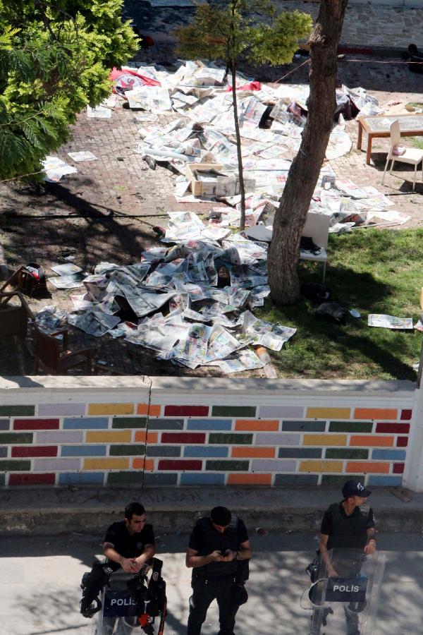 Suruç'ta canlı bomba dehşeti (9)-  yeniden