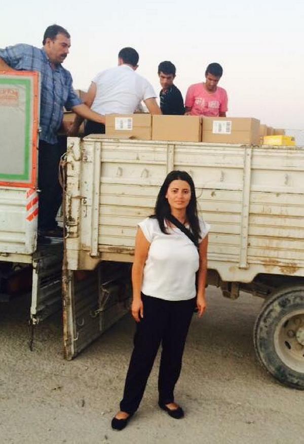 Suruç’ta bulunan İsveçli politikacı Evin Çetin: “Tüm dünya bu terörü durdurmalı”