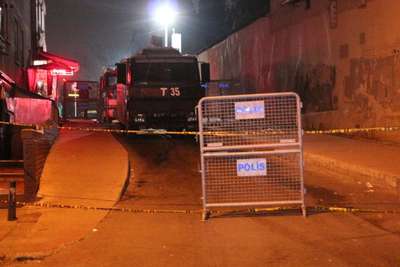 Cumhuriyet gazetesi önündeki önlemler sürüyor