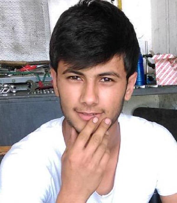 Motosiklet kamyonla çarpıştı: 2 ölü