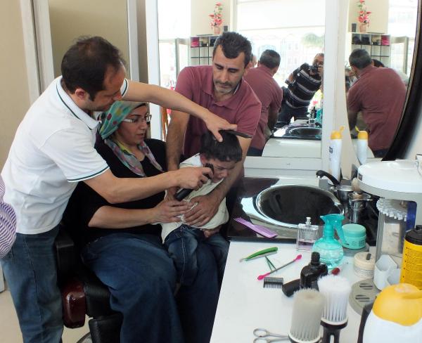 Beşizlerden 4 erkeğe 4'üncü doğum günlerinde sünnet düğünü
