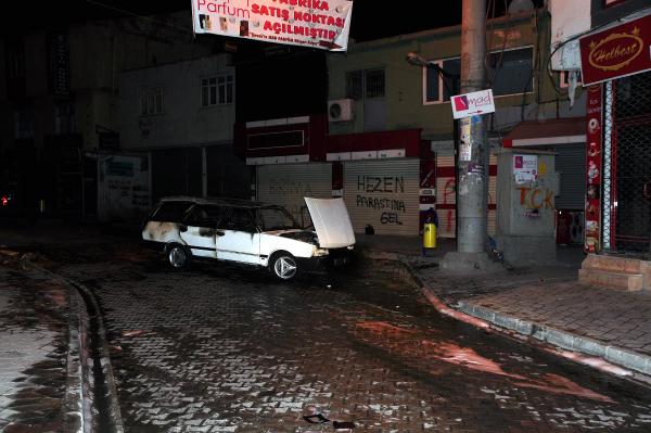 PKK yandaşları, uzman çavuşu tartaklayıp aracını ateşe verdi