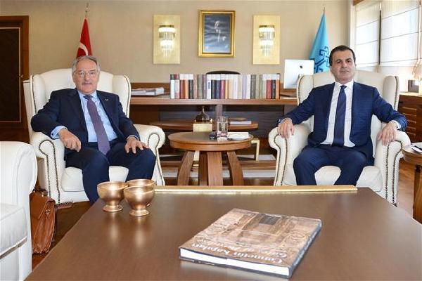 AKP and CHP continue preliminary coalition talks