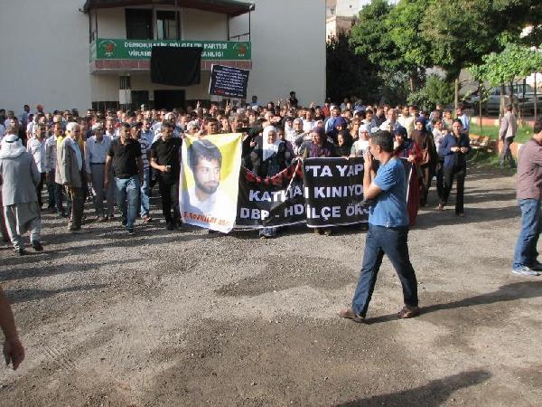 Siverek’te 'Suruç' protestosu (2)
