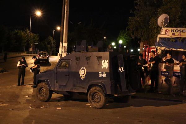 Başakşehir ve Beyoğlu'nda polis müdahalesi