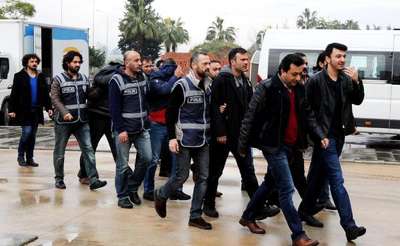 Antalya merkezli '10 numara' operasyonunda 24 gözaltı