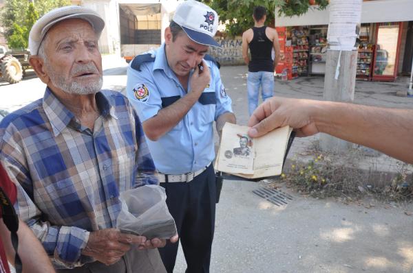 Sürücü 80 yaşında, ehliyeti 47, traktörü ise 43 yıllık
