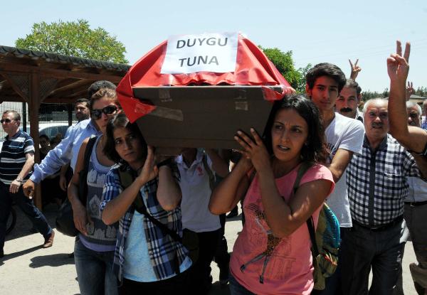 Suruç saldırısında ölen 31 kişinin kimliği belirlendi (2)- Yeniden