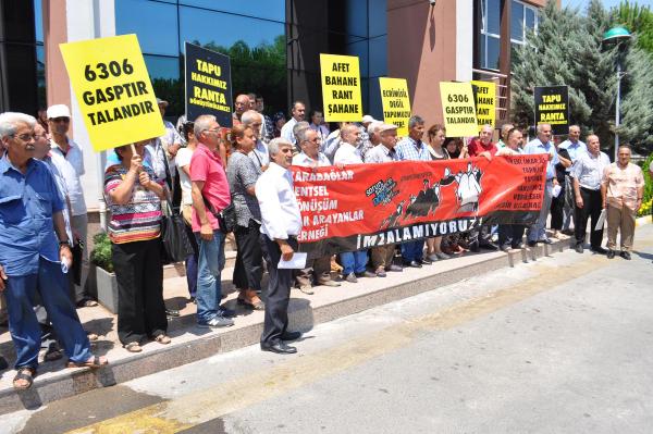 Karabağlar'da kentsel dönüşümde plan tepkisi