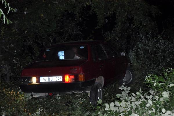 Alkollü sürücü, geri yerine ileri gidince yamaçtan uçtu
