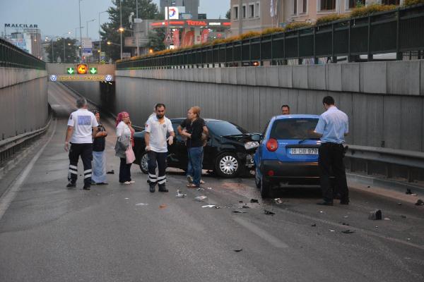 Bursa'da zincirleme kaza: 3 yaralı