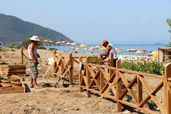 Caretta yuvaları ahşap bariyerle korunacak