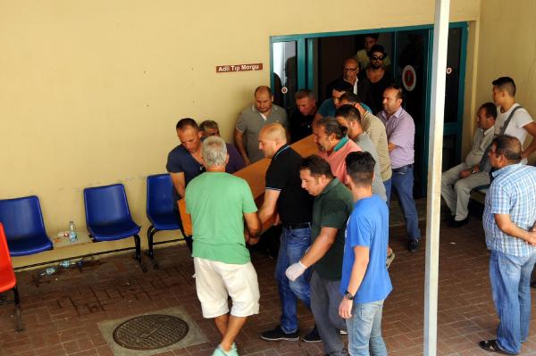 Gurbetçilerin cenazesi Almanya'ya gönderildi