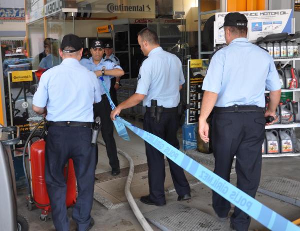 Boşandığı eşini dövüp, kendini yakmak istedi