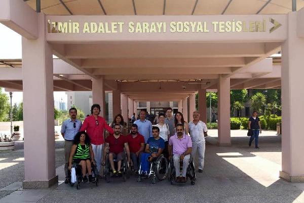 Engelsiz yaşam için başkanlara suç duyurusu