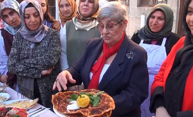 Çiğ köfte ve lahmacun çok sağlıklı