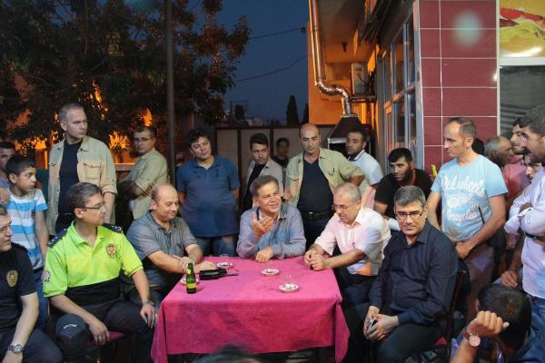 Eylem ihbarı çay sohbetiyle bitti
