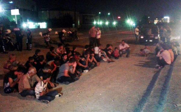 Bomba ihbarı yapılan otobüsten 70 kaçak Suriyeli çıktı