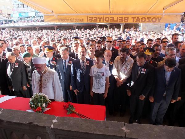 Şehit uzman çavuş Mehmet Koçak'ın baba ocağında hüzün (3)