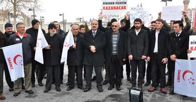 Saadet Partisi'nden Başbakan Davutoğlu'na Paris yürüyüşü tepkisi