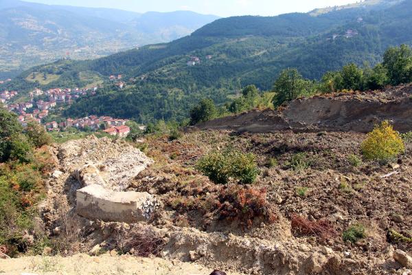 Devrek'teki heyelanda 26 bina daha tahliye edildi
