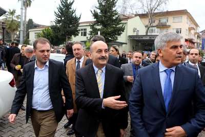 7 bin Sağlık Bakanlığı yöneticisi, her ay 10'ar eve gidecek (2)